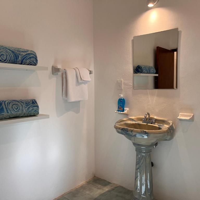 Casa Puerto Morelos - Deluxe King Room - 11