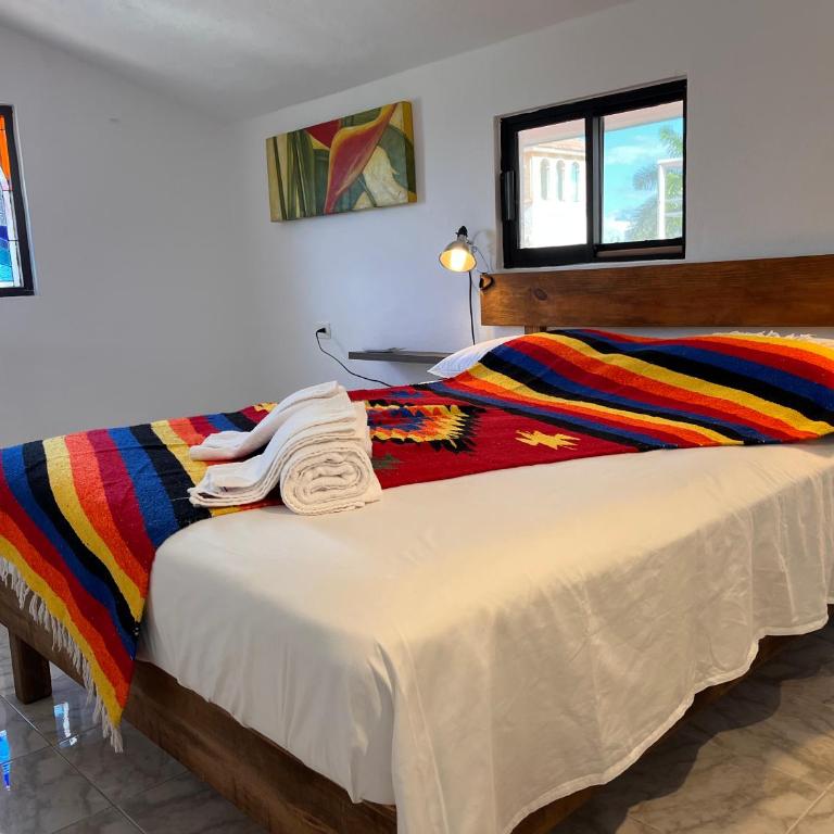 Casa Puerto Morelos - Queen Room with Balcony - 14
