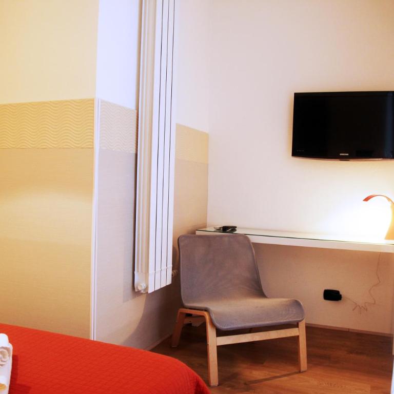 La Magnolia - House - Double Room with Private Bathroom - 4