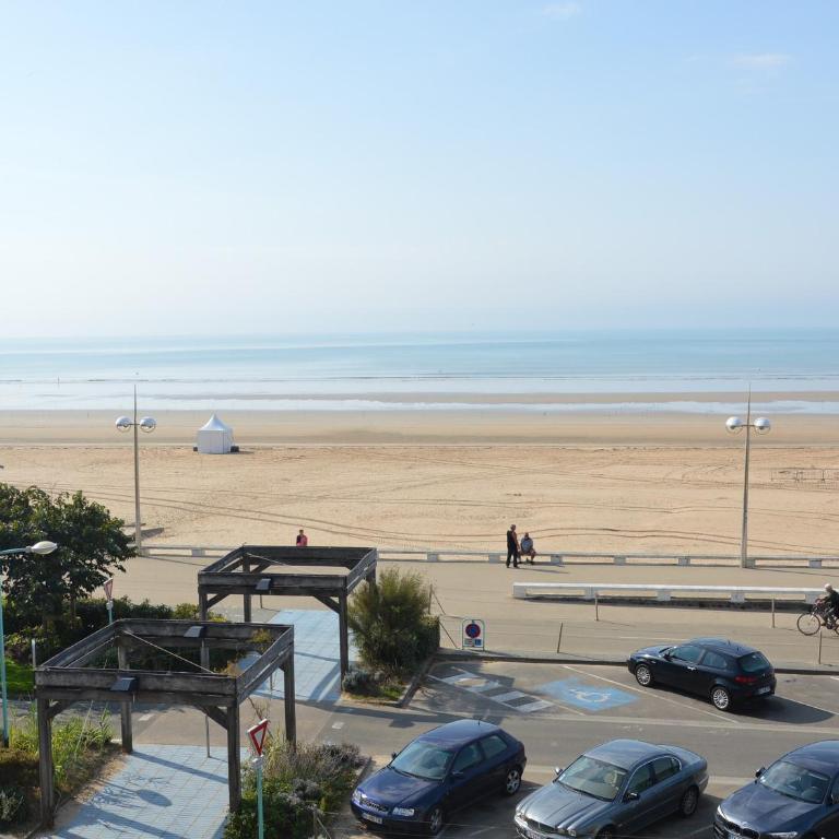 Studio Confortable pour 3 à Saint Jean de Monts, Proche Plage - FR-1-323-459 - Studio - 1
