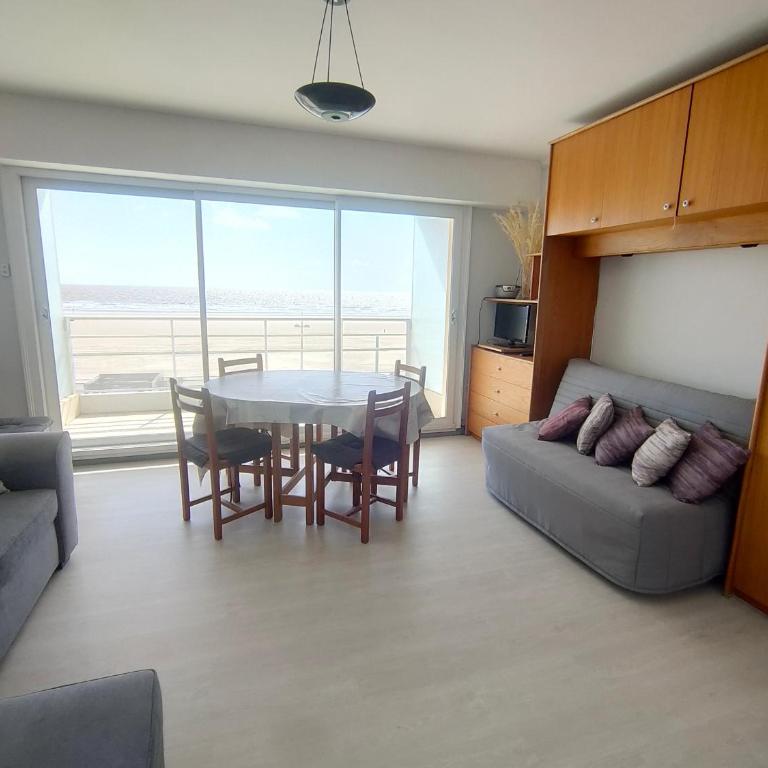 Studio Confortable pour 3 à Saint Jean de Monts, Proche Plage - FR-1-323-459 - Studio - 4