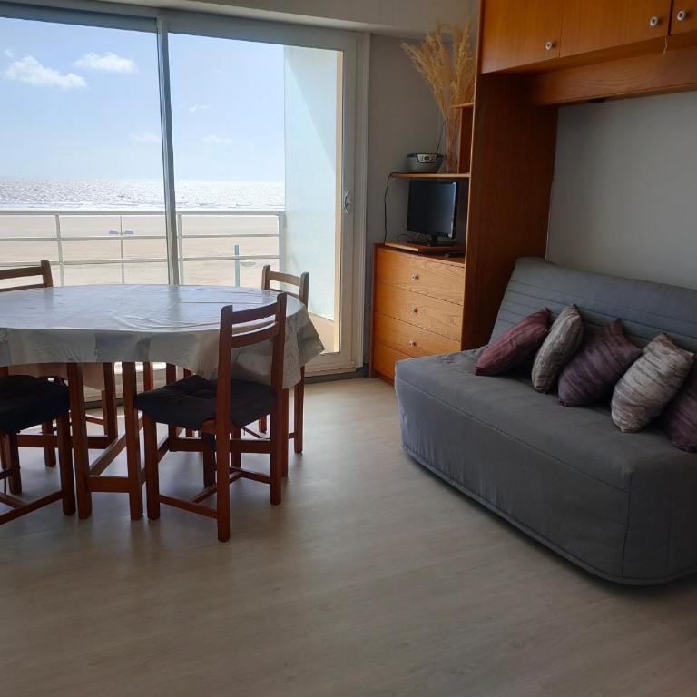 Studio Confortable pour 3 à Saint Jean de Monts, Proche Plage - FR-1-323-459 - Studio - 12