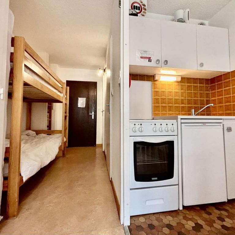 Studio lumineux avec coin montagne, balcon sud et parking - 4 pers, La Salle les Alpes - Appartement 1 Chambre - 6