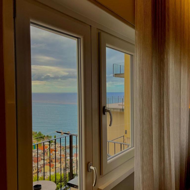 The Upper House - Camera Matrimoniale Deluxe con Balcone e Vista Mare - 20