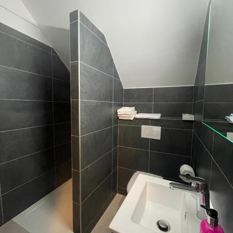 Hôtel Spa & Restaurant Ô Pervenches - Chambre Familiale - 7