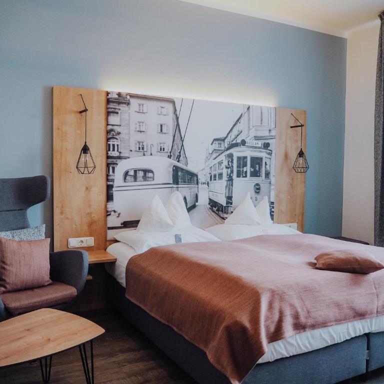 Levy's Rooms & Breakfast - Large Room - 14