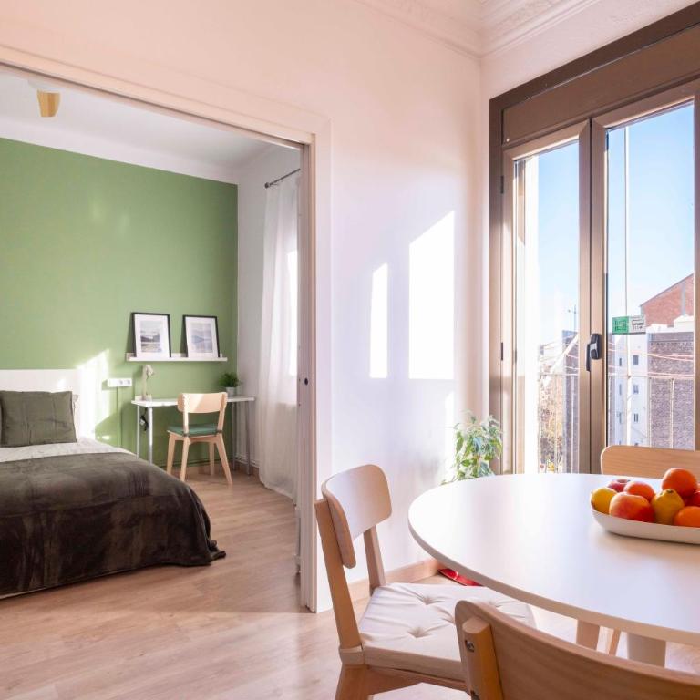 Sunny Apt Barcelona 22 - Two-Bedroom Apartment - 1