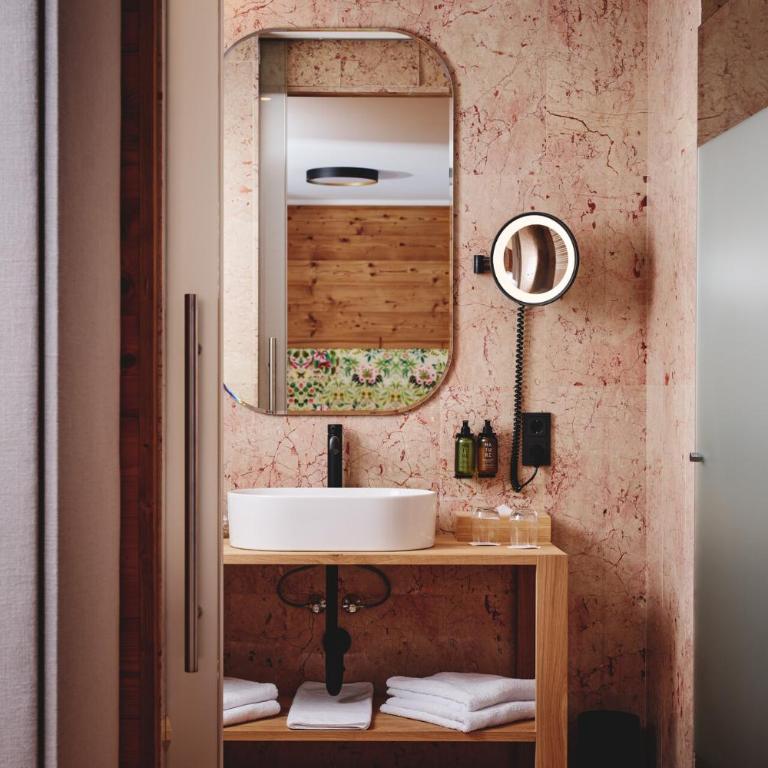 Gut Stiluppe - 4 Sterne Superior Good Life Hotel - Deluxe Suite - 6