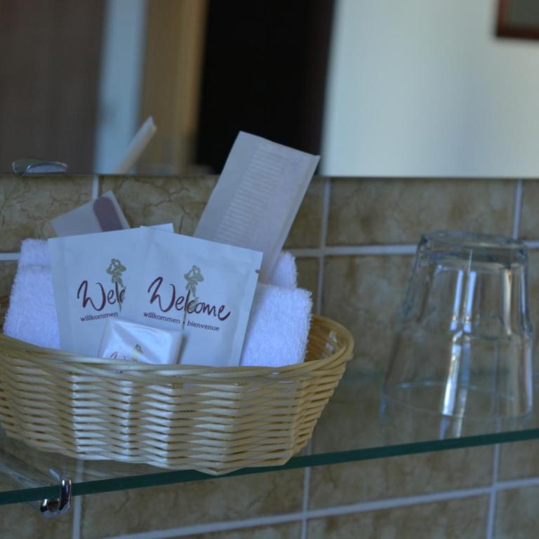 Hotel Garni Schlossblick - Doppel- oder Zweibettzimmer - 3
