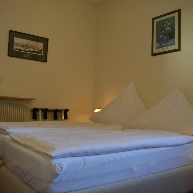 Hotel Garni Schlossblick - Doppel- oder Zweibettzimmer - 7