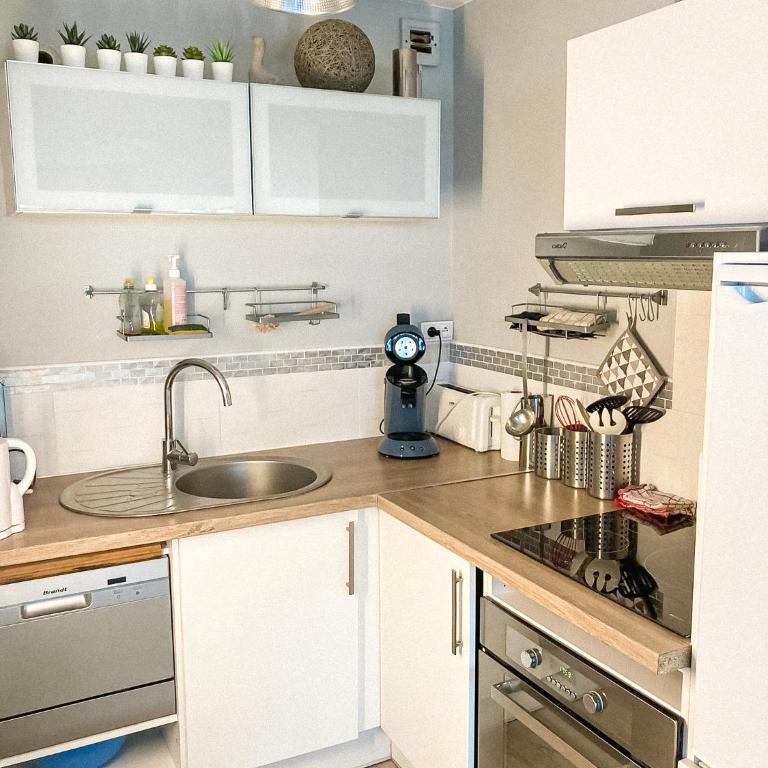 Studio Le Corail avec terrasse - One-Bedroom Apartment - 12