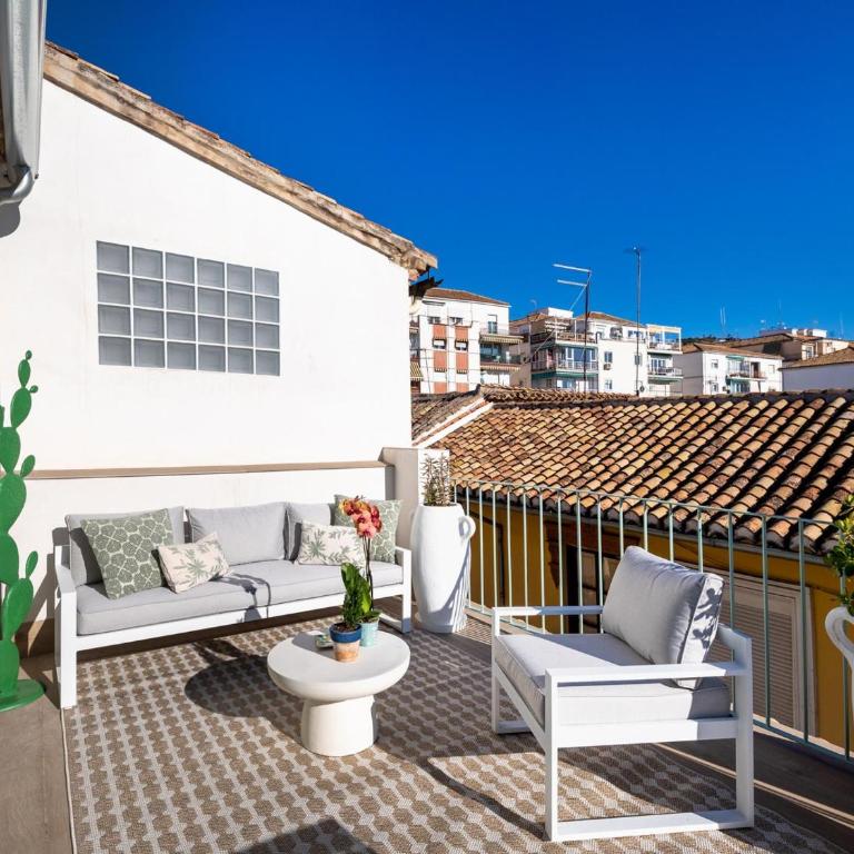 ChezmoiHomes Villa Glorïa with Parking - Vacation Home - 11