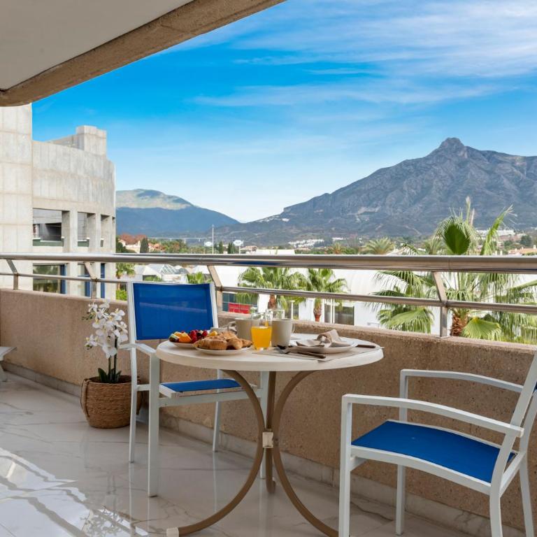 Vistas al mar en el centro de Puerto Banús 3 4H - Apartamento con vistas al mar - 75