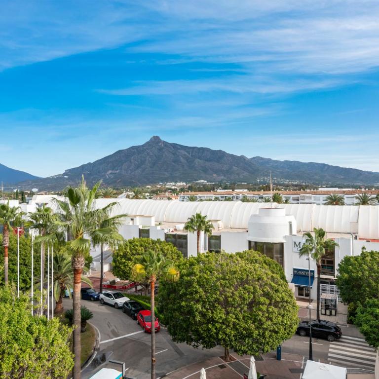 Vistas al mar en el centro de Puerto Banús 3 4H - Apartamento con vistas al mar - 84