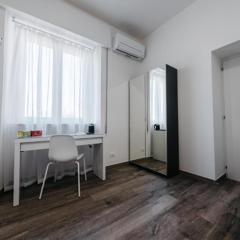 Porta Nuova Suites - Ampia Camera Matrimoniale - 7