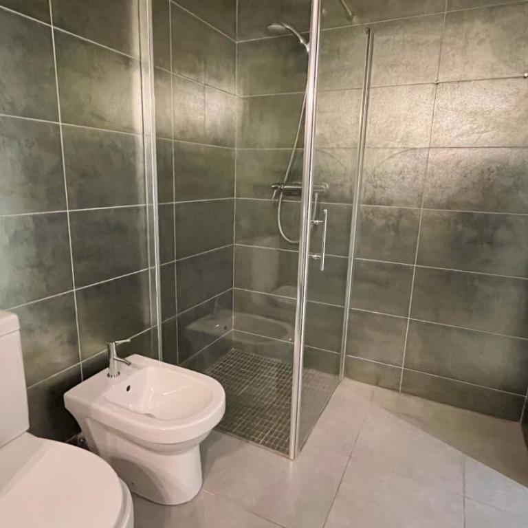 Modern 2 Bd Next To Rue Dantibes - Apartamento - 15