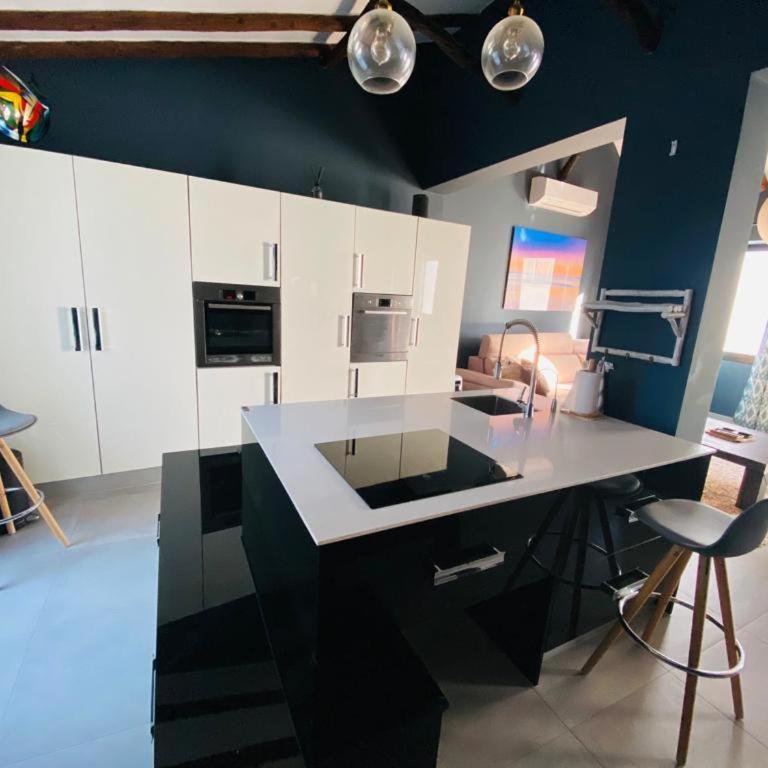 Casa Siesta in the heart of Estepona - 500 meters from the beach - Apartment with Terrace and city views - 4
