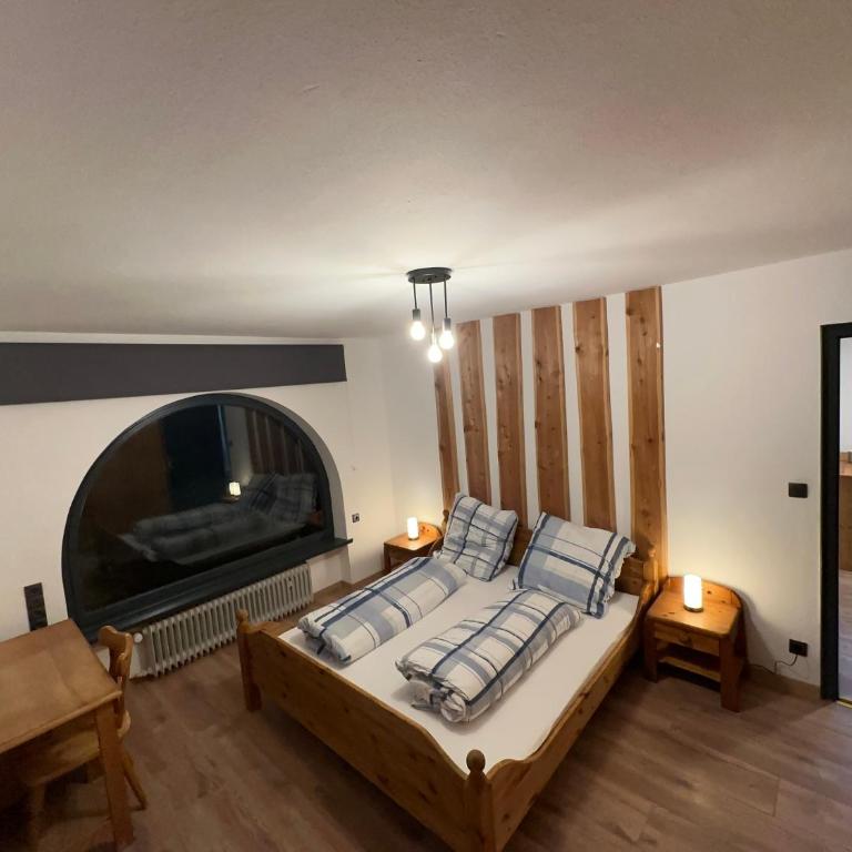 FeWo Schwäbeleholz mit 2 Schlafzimmern - Apartment mit 1 Schlafzimmer - 1