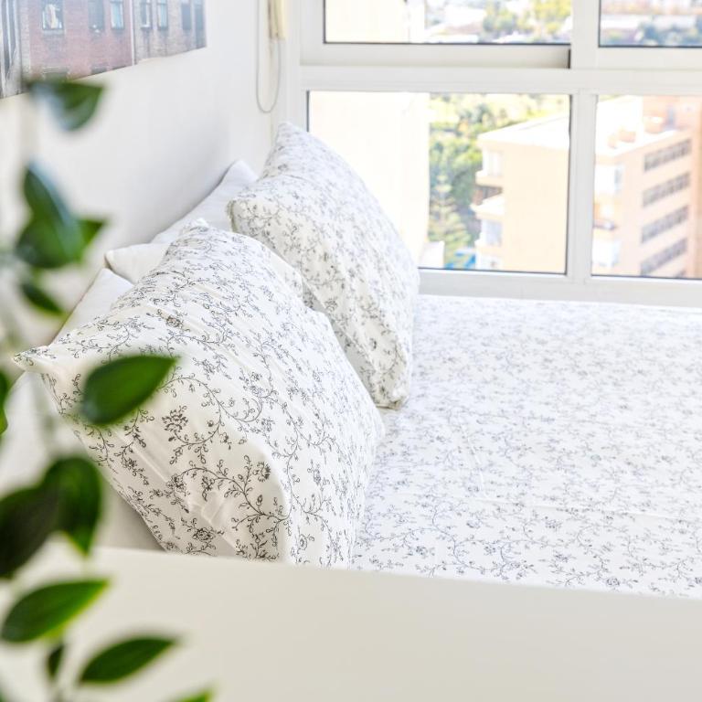 Sun Apartments - King Studio with Sofa Bed - 31