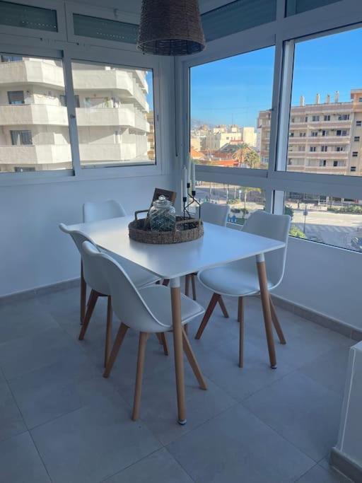 Soleado y luminoso apartamento - Apartamento de 1 dormitorio - 35