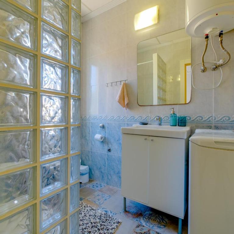 Estudio SOL en Alicante - Apartamento de 1 dormitorio - 10