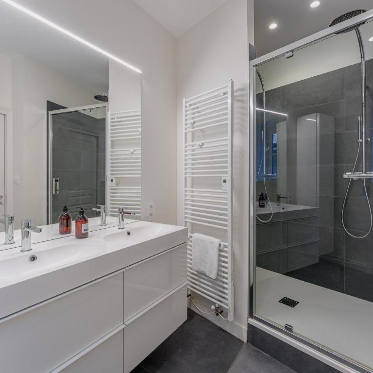 Haxo - Superbe appt en centre ville pour 7 - Apartamento con 4 dormitorios - 6