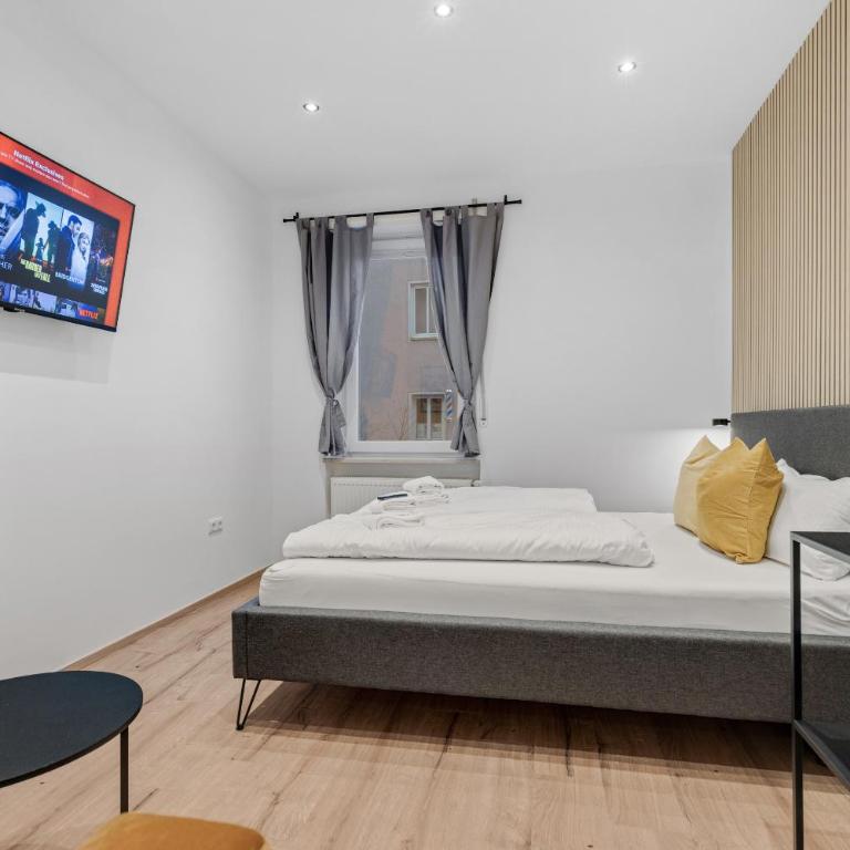 Frisch renovierte Wohnung - Zentral/Ruhig/Modern - Two-Bedroom Apartment - 11