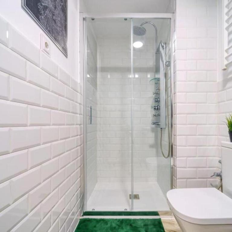 (J1) Ubicado en Madrid Centro - 5 personas. - Apartamento de 1 dormitorio - 5