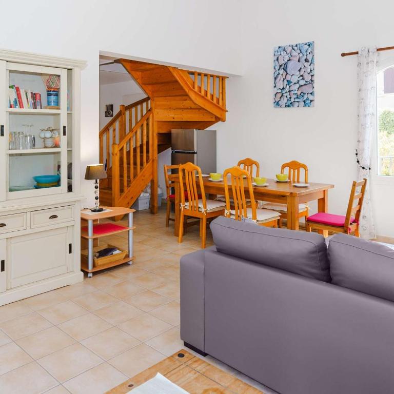 Villa 4 pièces avec piscine privée, jardin, garage, 7 couchages, Narbonne-Plage, proche commerces - FR-1-409-21 - Villa - 9