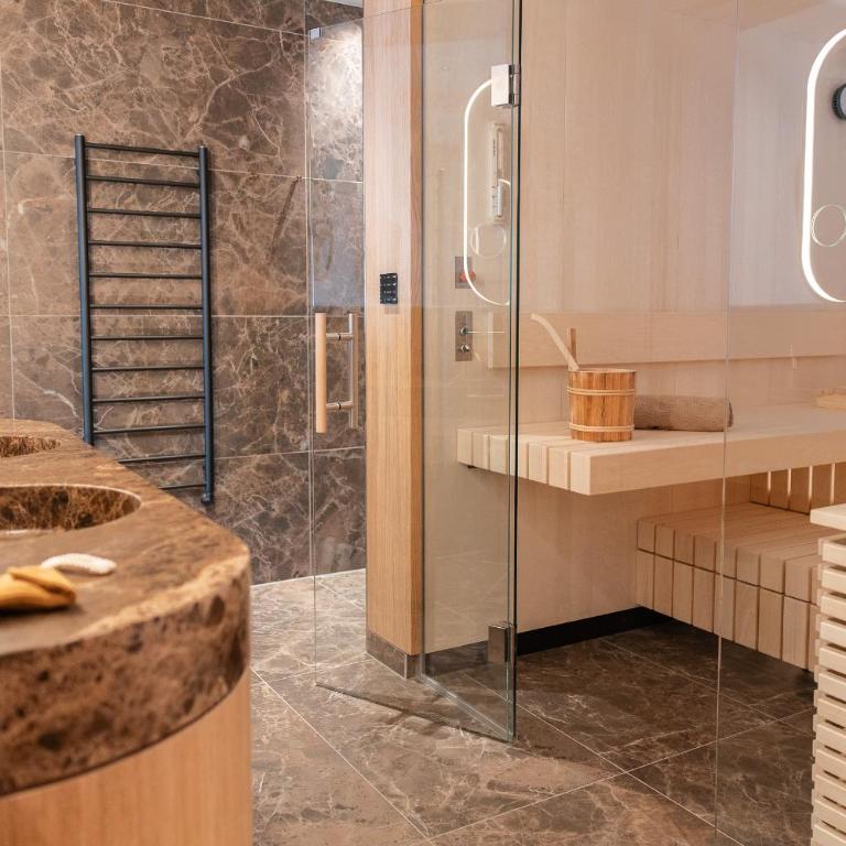 Hotel Nesslerhof - Suite mit Whirlpool - 2