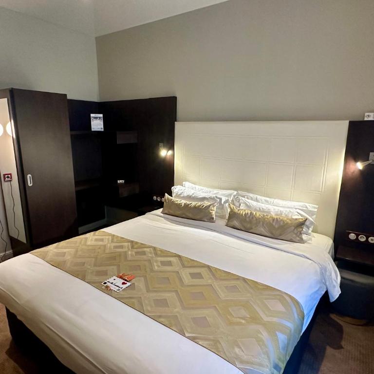 Best Western Empire Elysees - Chambre Double Classique - 21