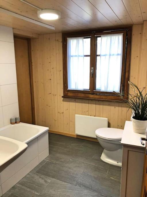 Cosy mountain apartment 5min walk from Gondola - Apartamento de 2 dormitorios - 15