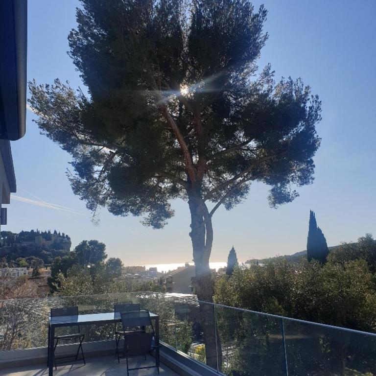 HPC Suites - Cassis Centre - Parking Securisé et Piscine Chauffée - Appartement 1 Chambre - Vue sur Mer - 5