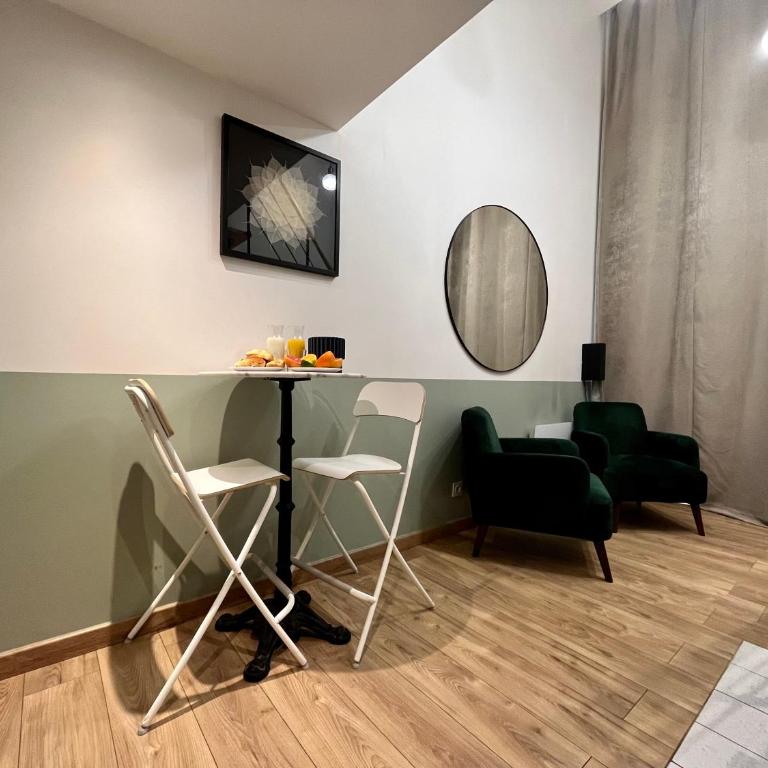 Suite Titouan - Appartement 2 personnes - Check in h24 & Wifi - Appartement 1 Chambre - 11