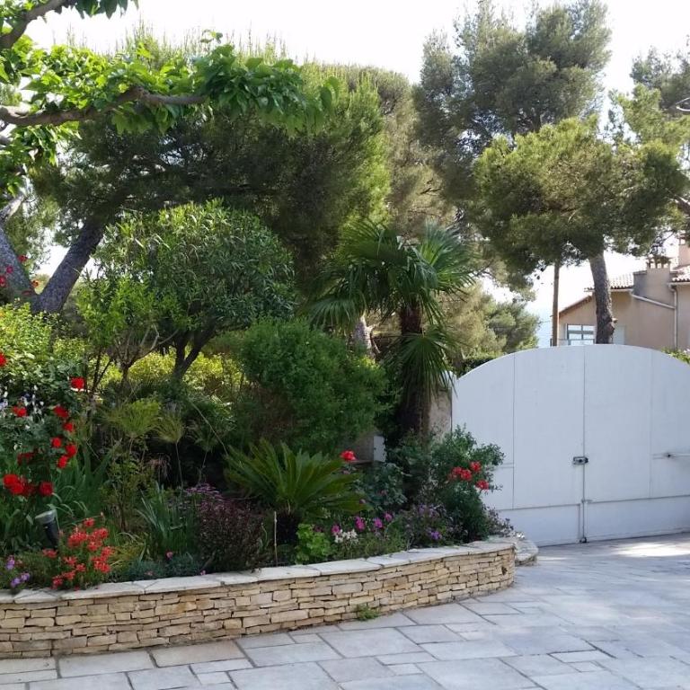 HPC Suites - Cassis Centre - Parking Securisé et Piscine Chauffée - Appartement 1 Chambre - Vue sur Mer - 13