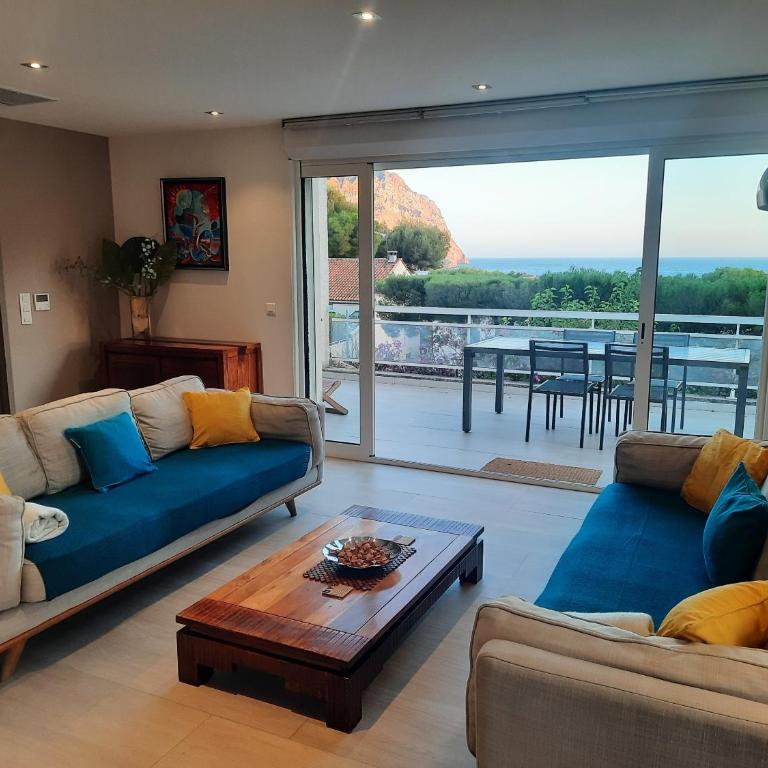 HPC Suites - Cassis Centre - Parking Securisé et Piscine Chauffée - Appartement 1 Chambre - Vue sur Mer - 14