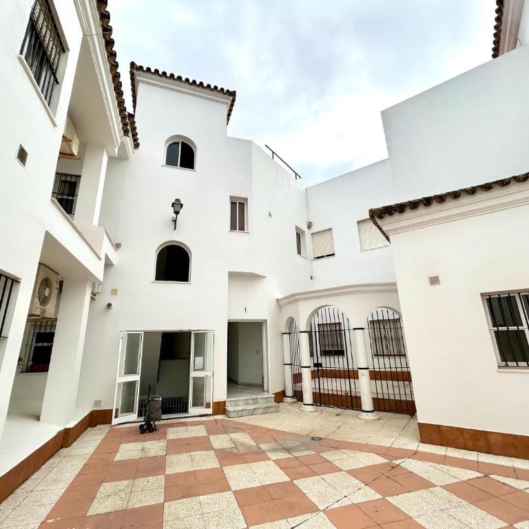 GATU Guateque , " Preferente mayores de 21 años y familias " - Apartamento de 3 dormitorios - 14