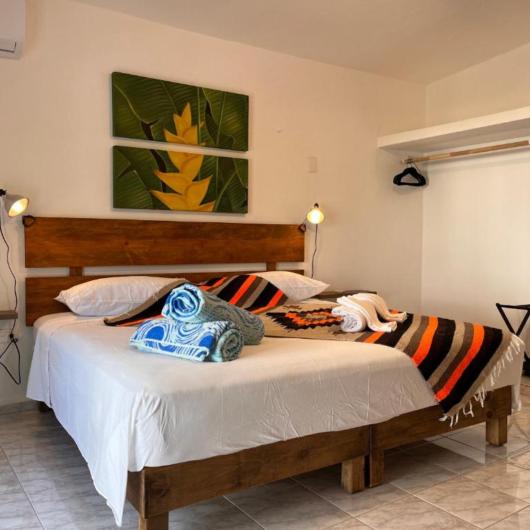 Casa Puerto Morelos - King Room with Balcony - 15