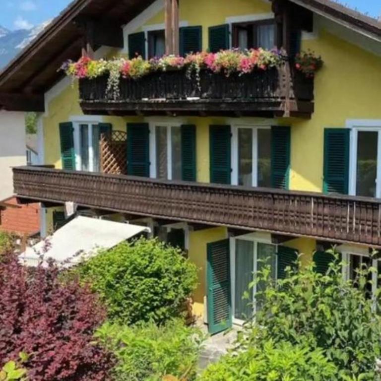 Haus Schmidhuber Ferienwohnung 5 mit Garten und sonniger Terrasse - Apartment mit 1 Schlafzimmer - 32