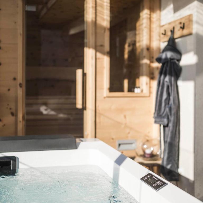 Dolomites Alpin Penthouse, 90qm, privat Sauna - privat Whirlpool - Penthouse-Apartment - 40