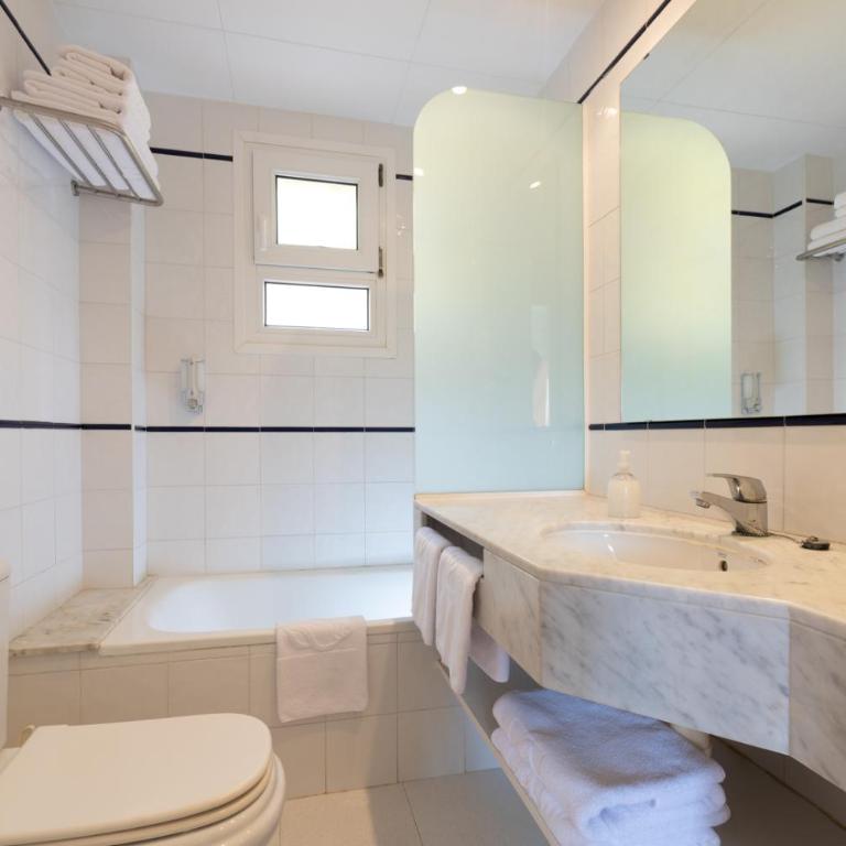 Albamar Apartaments - Appartamento con 2 Camere da Letto (4 Adulti) - 3