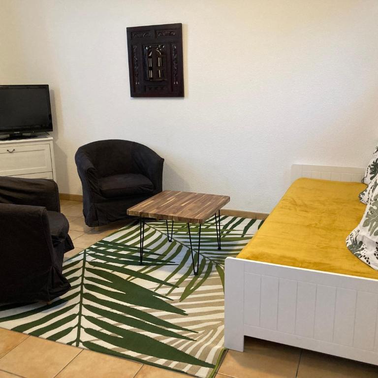 La Rosaire - One-Bedroom Apartment - 3