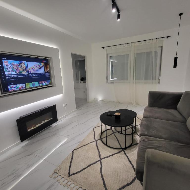 Downtown - One-Bedroom Apartment - 7