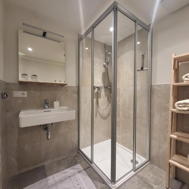 Appartements MAYR inklusive ganzjährig GRATIS Zugang zur ALPENTHERME und im SOMMER kostenlose Bergbahnnutzung - Apartment mit Terrasse - 14