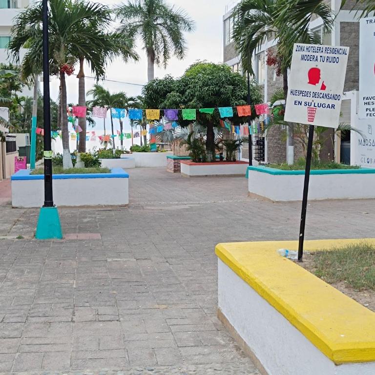 Excelente ubicación con roof garden y alberca - Apartamento de 2 dormitorios - 45