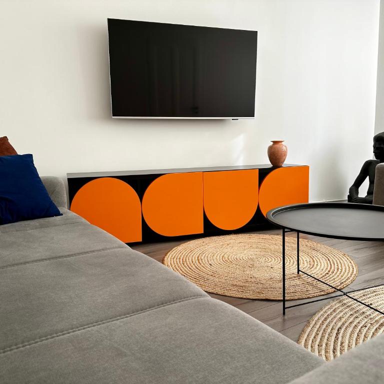Central Sarajevo Apartment with Terrace & Free Parking - One-Bedroom Apartment - 18