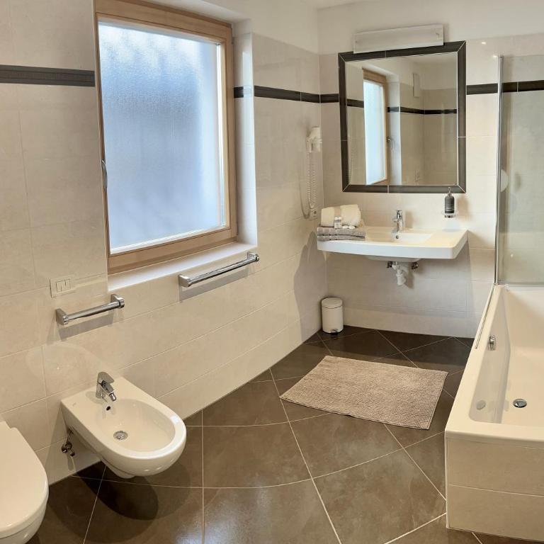 Residence Ravisa Dolomites - Appartamento con 3 Camere da Letto - 4