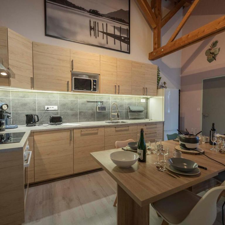 Le Cosy - Two-Bedroom Apartment - 4