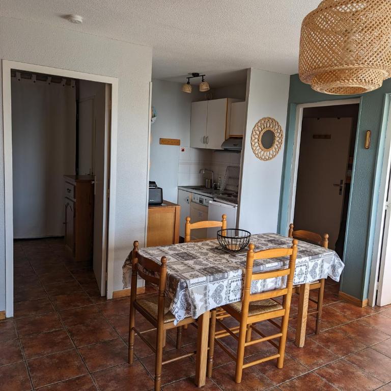 Charmant appartement centre ville de Font-Romeu, vue montagne - Appartement 2 Chambres - 8