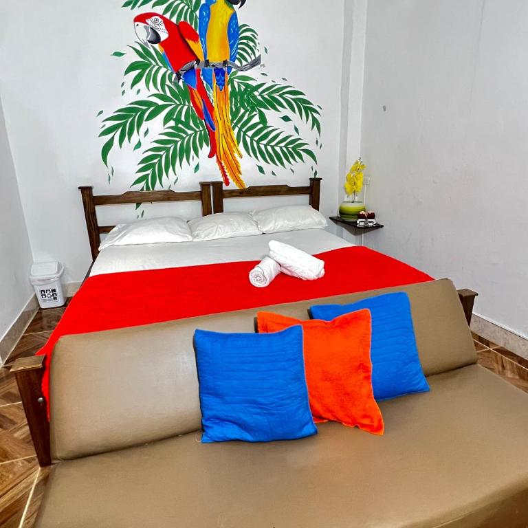 Hostal Kaia - Habitación Cuádruple con baño privado - 3